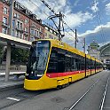 IMG 1994  Un tram TINA à la gare de Bâle