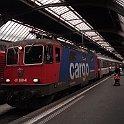 CH CFF Re421 ZH  Re 421 389-8 (Re 421 = Re 4/4 II équipée pour circuler en Allemagne et en Autriche) avec EC à Zürich