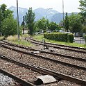 DSC09595  L'accès aux installations de transbordement se fait par l'ancienne voie du Thunersee-Bahn Interlaken - Scherzligen