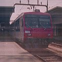 CFF Colibri GE  30 mai 1987, portes-ouvertes de la gare de Genève-aéroport. Cette rame colibri effectuait les navettes pour Genève. (scan de négatif)