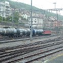 CH CFF Re66 Neuchatel  Re 6/6 avec citernes à Neuchâtel