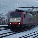 DSC03912  Passage de la 185 592-3 à Roggwil-Wynau avec un train vers le Sud