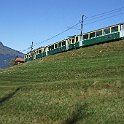 DSCF7996  Rame classique au-dessus de Wengen