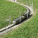 P1030454  Wengeneralpbahn en approche de kleine Scheidegg