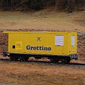 DSC20801  Grottino: wagon-cantine sur le RhB à Bernina Suot