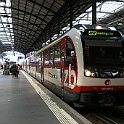 DSC13989  L'IR Interlaken Ost - Luzern vient d'arriver à son terminus et porte déjà l'indication de la destination de son prochain voyage.