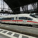 ICE 3 entrant en gare de Köln