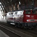 V160 002 de passage en gare de Bremen. La locomotive historique en état de marcghe est stationnée à Osnabrücke et maintenue en état par les Osnabrücker Dampflokfreunde