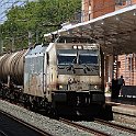 Serie 253 de la division fret des chemins de fer espagnols (renfe Mercancias). Il s'agit d'une TRAXX 140DC de Bombardier