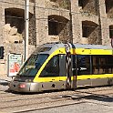 Rame du Métro de Porto (qui est en ait plus un tram avec lignes souterraines) à Jardim de Morro