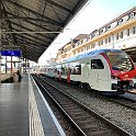 Une RABe 523 de la nouvelle génération, déjà tagguée, à Lausanne.