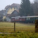 Le train poursuit sa course direction Uetendorf - Thun - Kandersteg